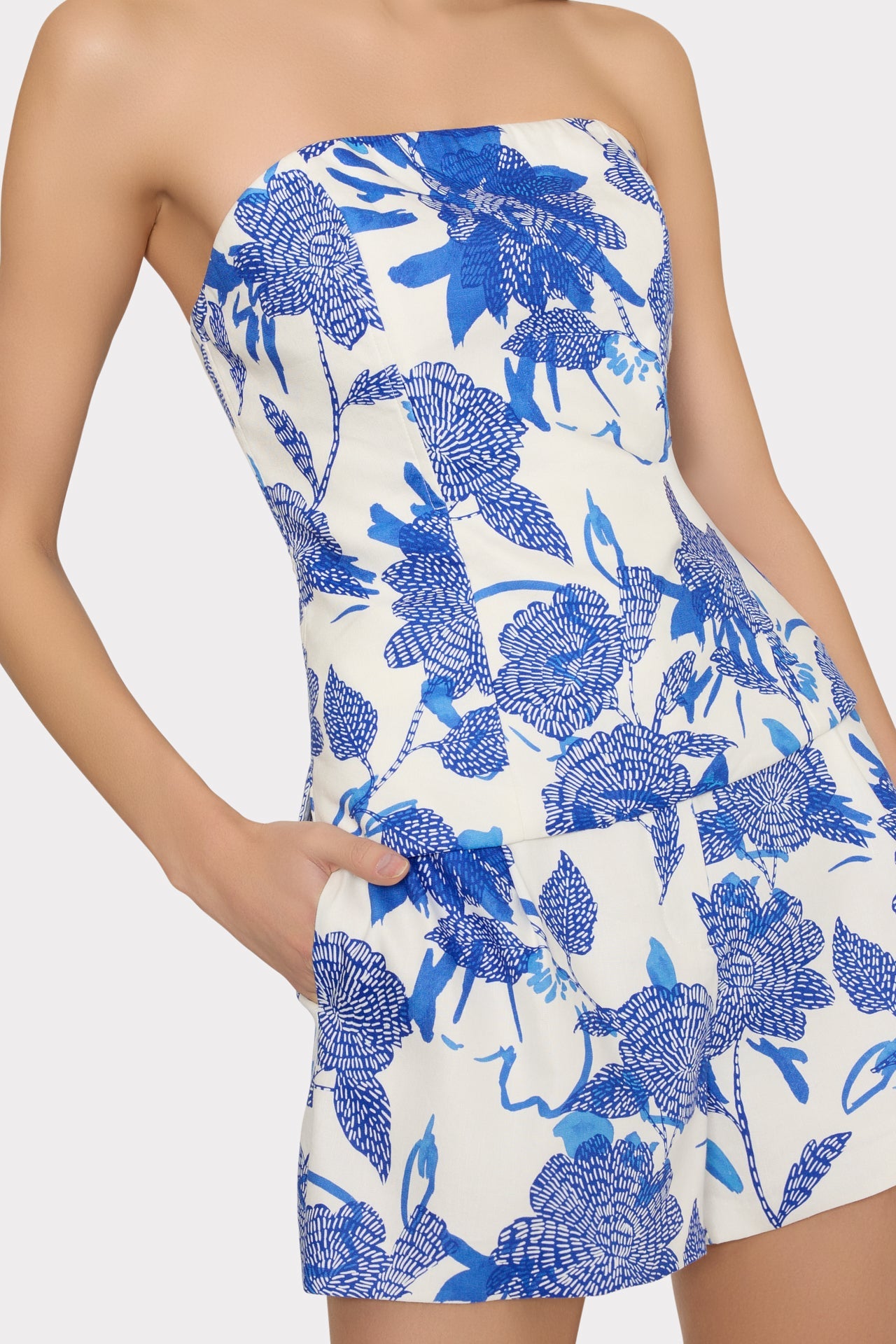 Brushwork Floral Linen Short Blue Multi | Milly Women